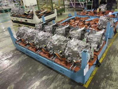 蘇州鑫輝 專業(yè)汽車變速箱周轉(zhuǎn)料架生產(chǎn)商，為變速器生產(chǎn)保駕護航